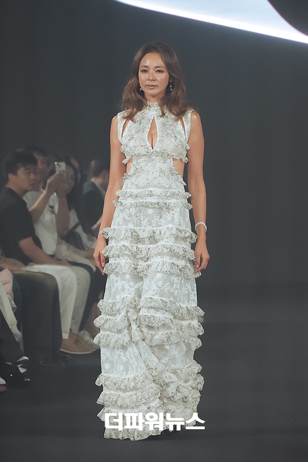 야노시호, 2026 S/S 서울패션위크 두칸 컬렉션