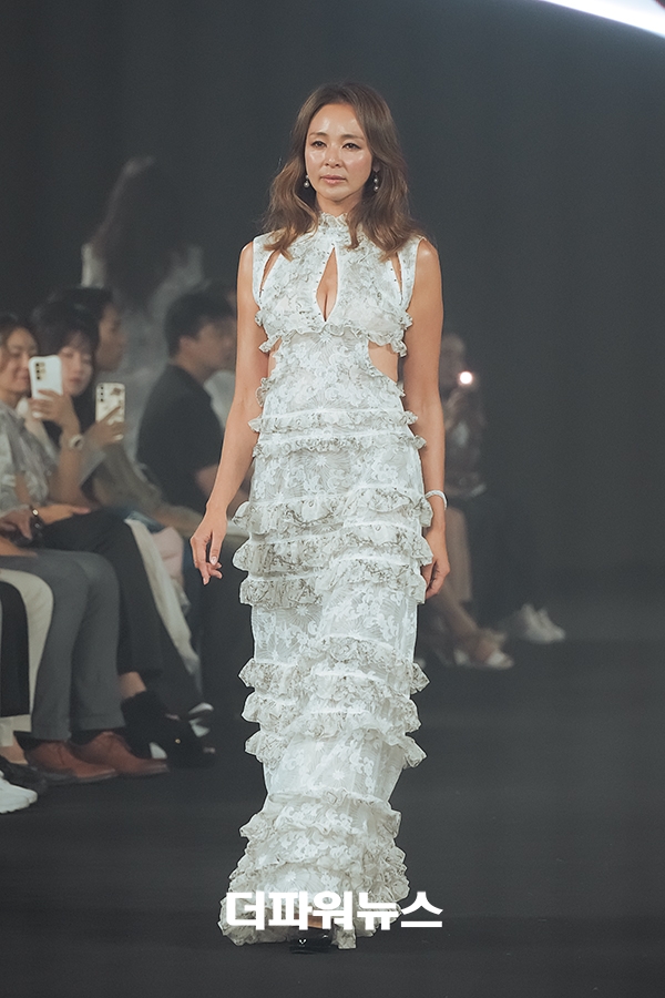 야노시호, 2026 S/S 서울패션위크 두칸 컬렉션