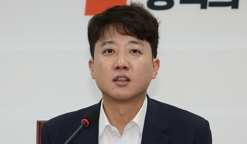 최고위 발언하는 이준석 대표(사진=연합뉴스)