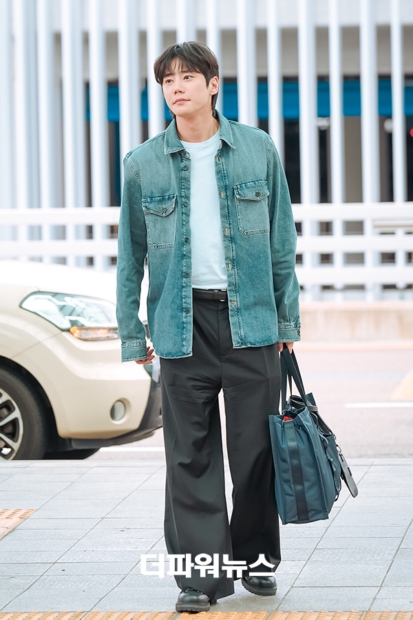 이준영, 인천국제공항 출국