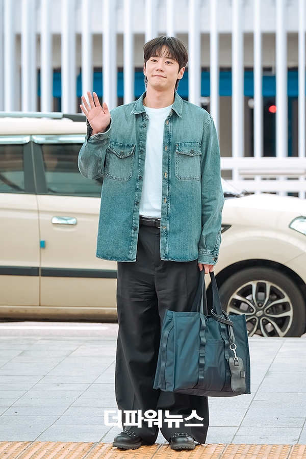 이준영, 인천국제공항 출국