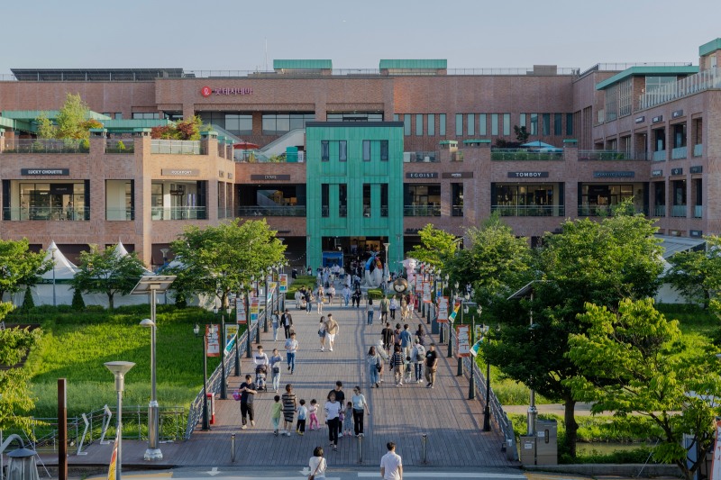 롯데아울렛, 가을 페스티벌 시즌 맞아 '더 그랜드 카니발' 진행