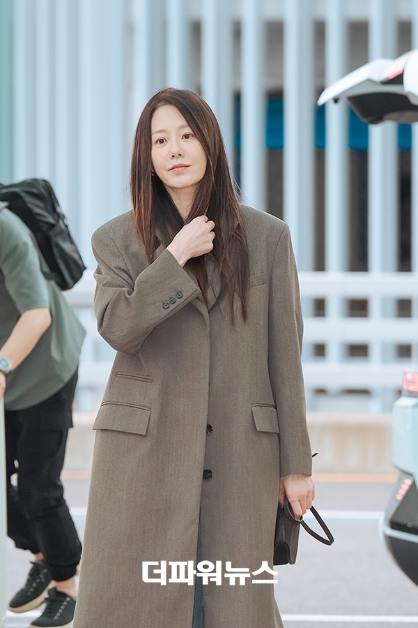 고현정, 인천국제공항 출국