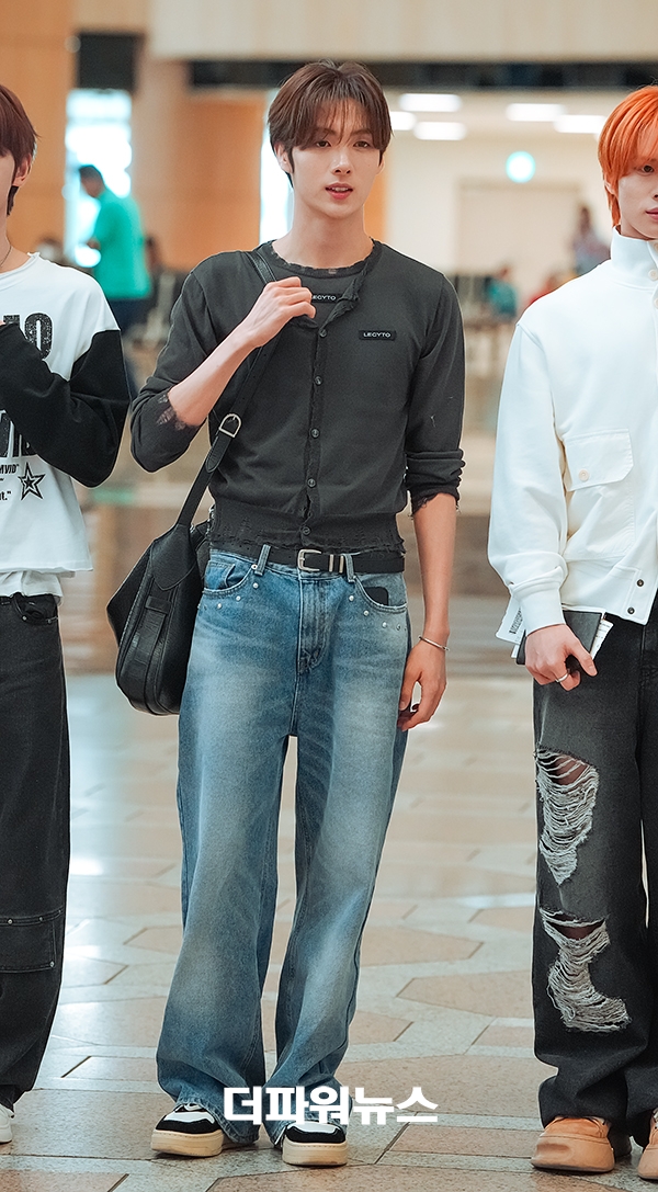 투어스 영재, 김포국제공항 출국