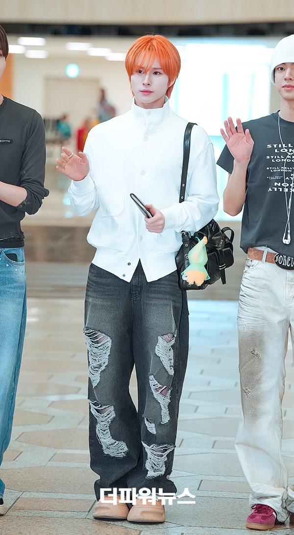 투어스 경민, 김포국제공항 출국