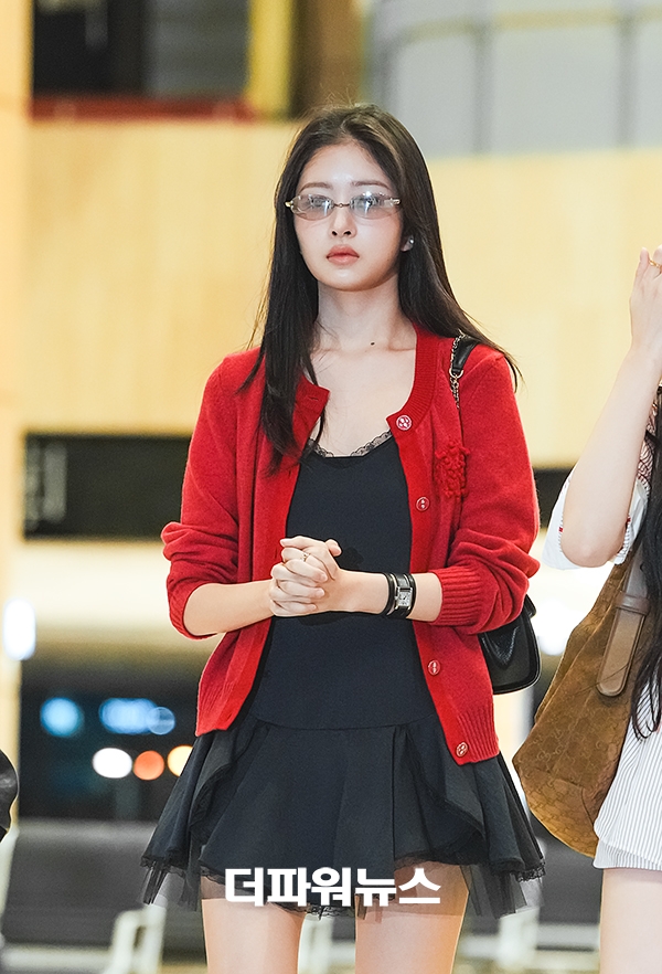 아이브 레이, 김포국제공항 출국