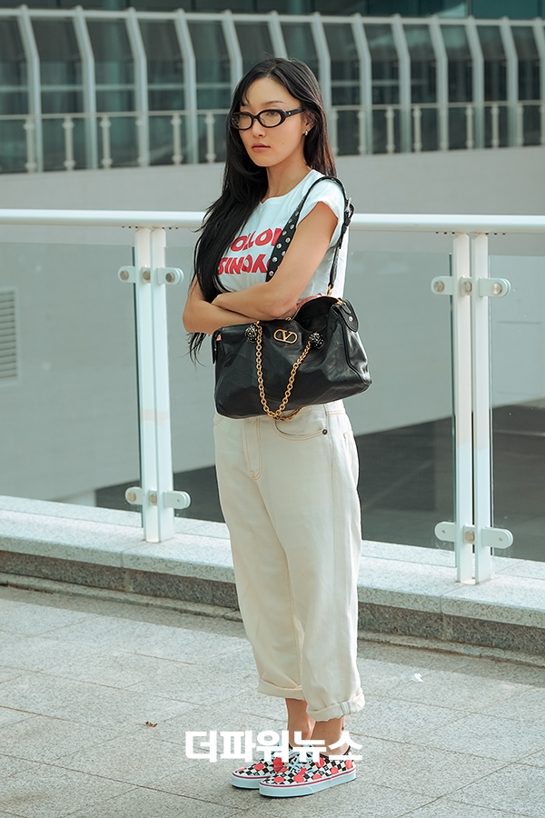 화사, 김포국제공항 출국