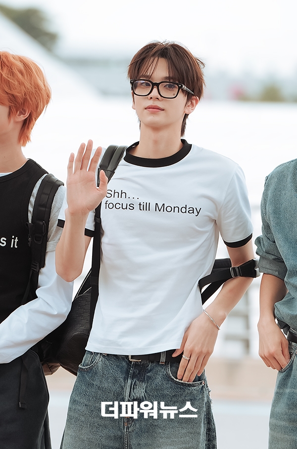 투어스 신유, 인천국제공항 출국