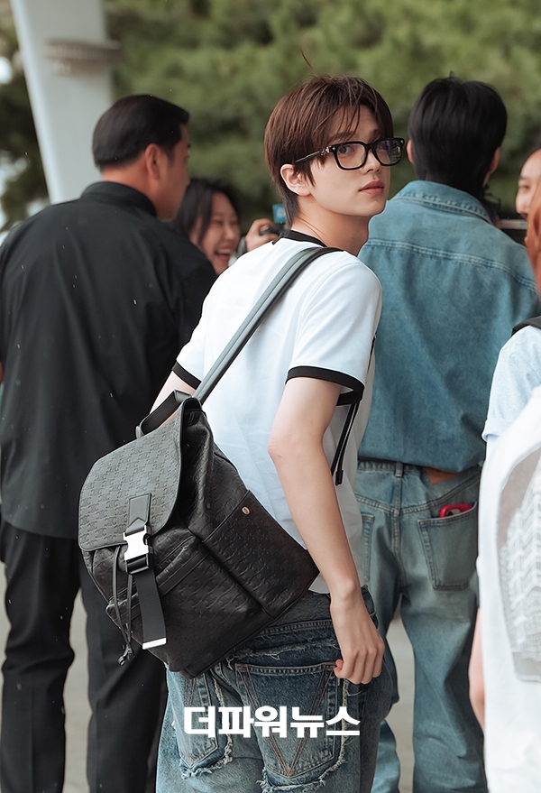 투어스 신유, 인천국제공항 출국