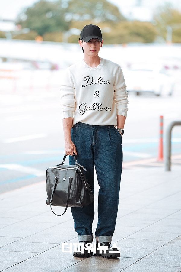 정해인, 김포국제공항 출국