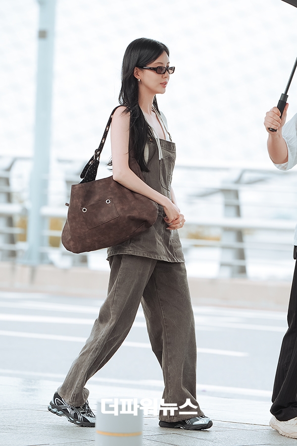 서현, 인천국제공항 출국