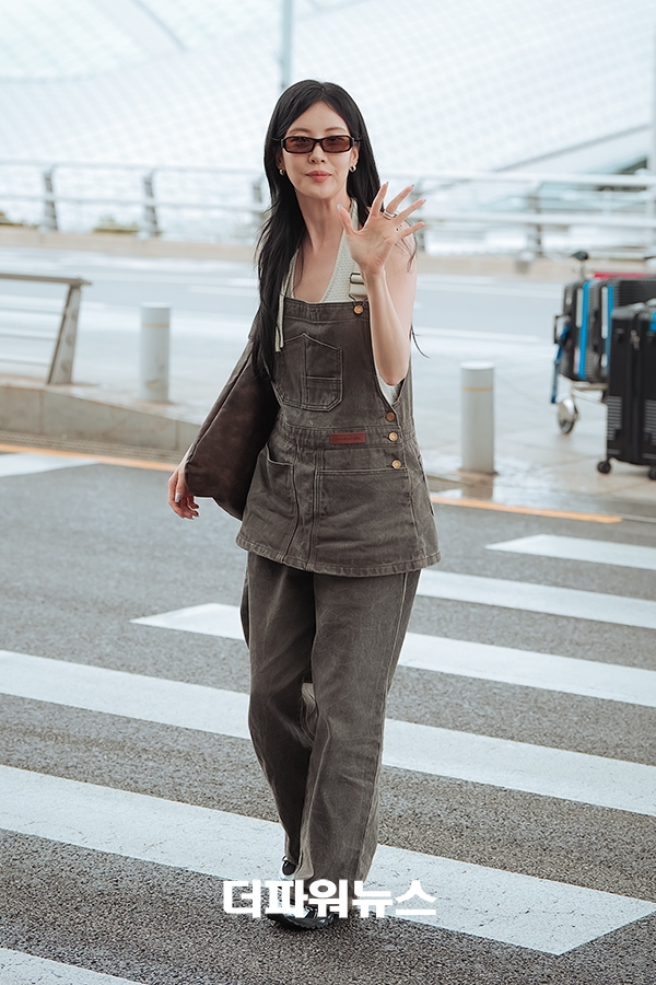 서현, 인천국제공항 출국