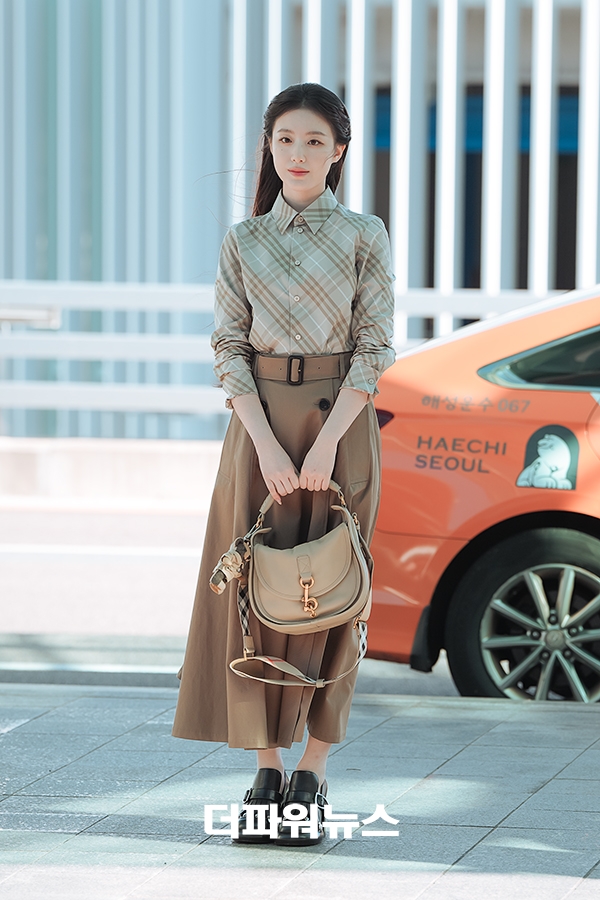 아이돌 슈화, 인천국제공항 출국