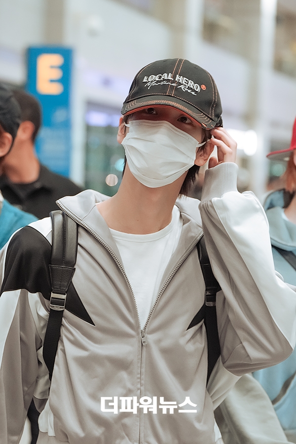 투어스 신유, 인천국제공항 입국