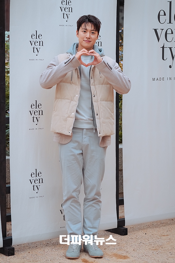 공명, 포토월 행사