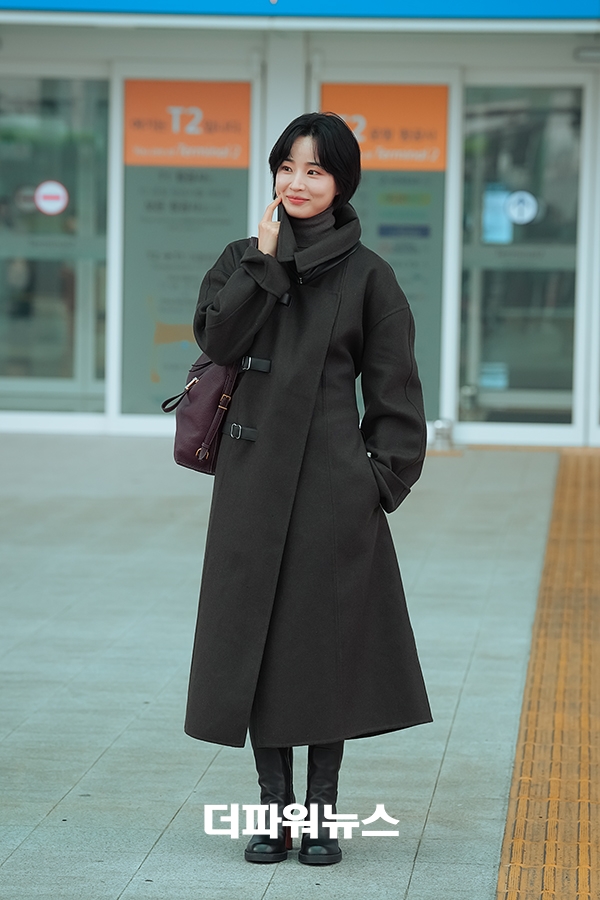 방효린, 인천국제공항 출국