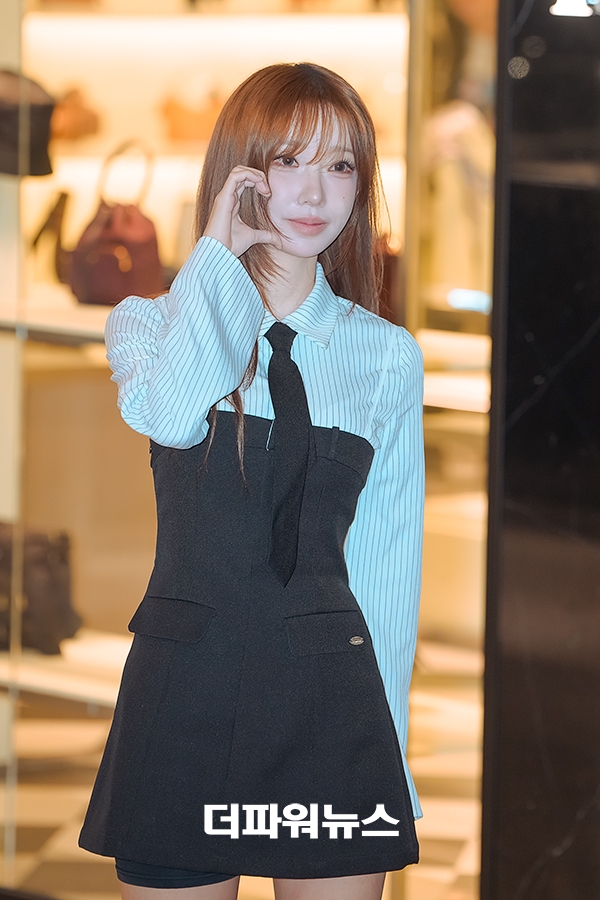 QWER 마젠타, 포토월 행사