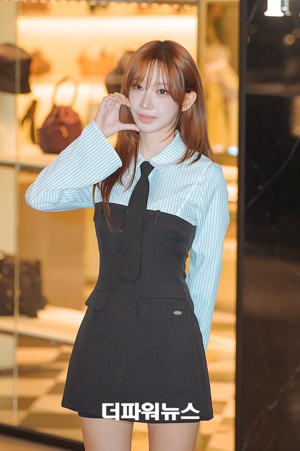 QWER 마젠타, 포토월 행사