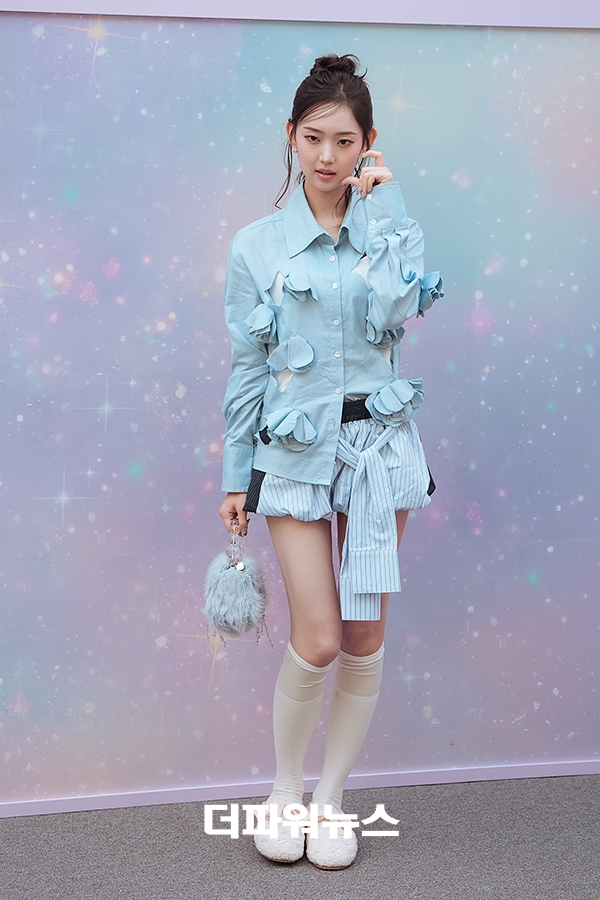 키키 이솔, 포토월 행사