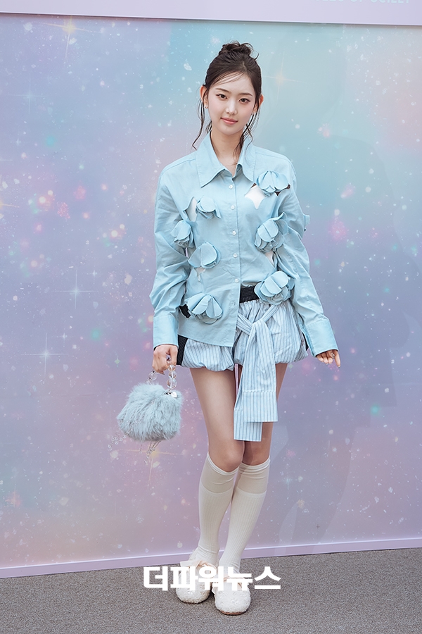 키키 이솔, 포토월 행사