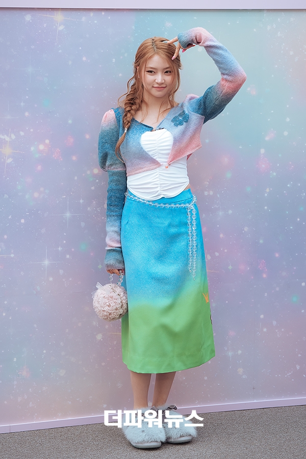 키키 하음, 포토월 행사