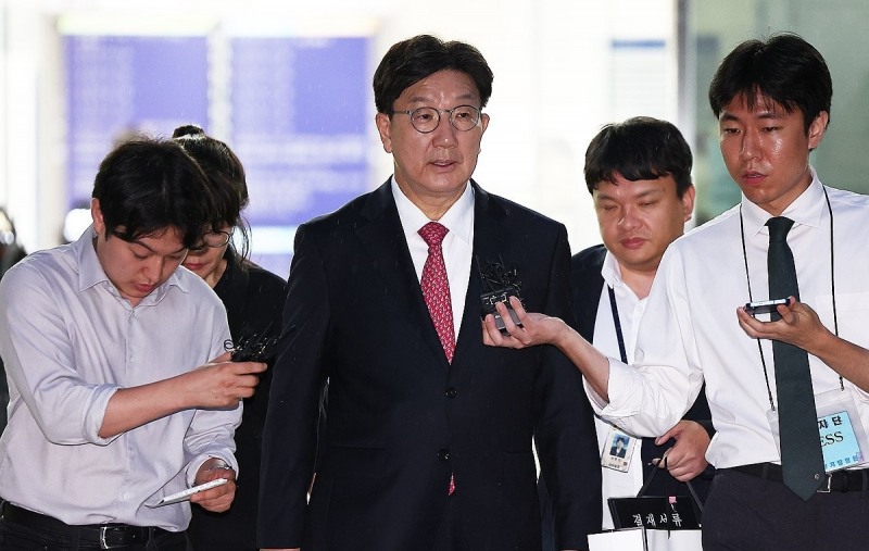 영장심사 후 이동하는 권성동 의원(사진=연합뉴스)