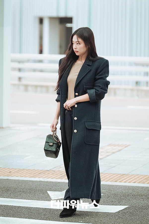 제니, 인천국제공항 출국