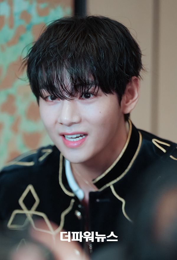 방탄소년단 뷔, 포토월 행사