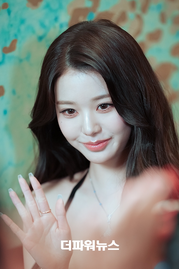 아이브 장원영, 포토월 행사