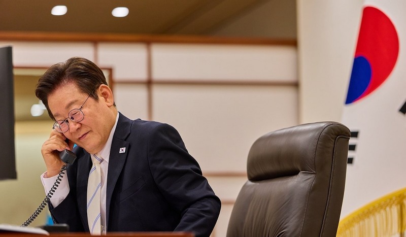 이재명 대통령 통화(사진=연합뉴스)