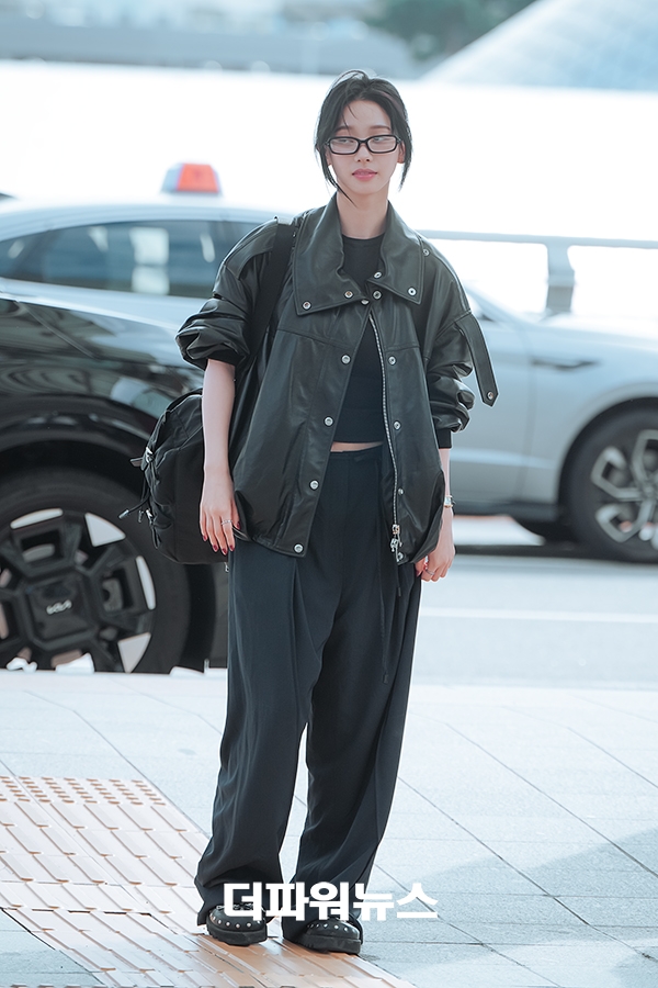에스파 카리나, 인천국제공항 출국