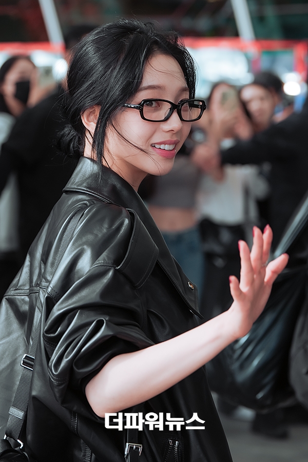 에스파 카리나, 인천국제공항 출국