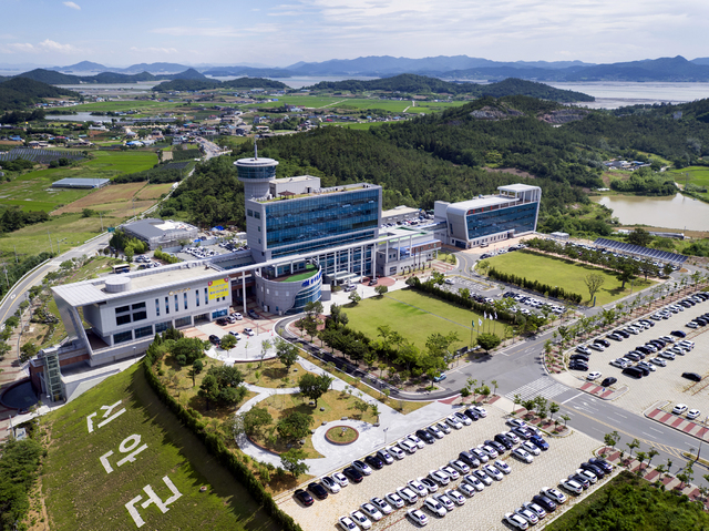 ▲신안군 청사 전경 (사진=더파워뉴스 D/B)