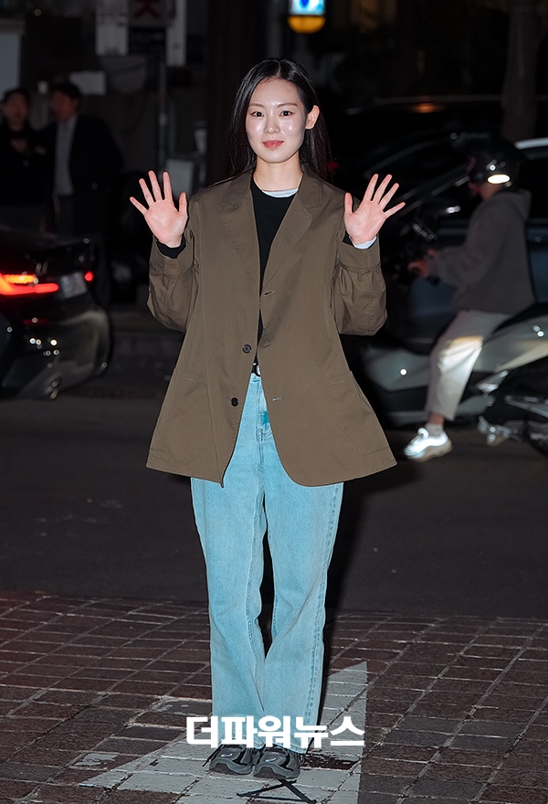 권한솔, 드라마 '태풍상사' 촬영 종료 쫑파티