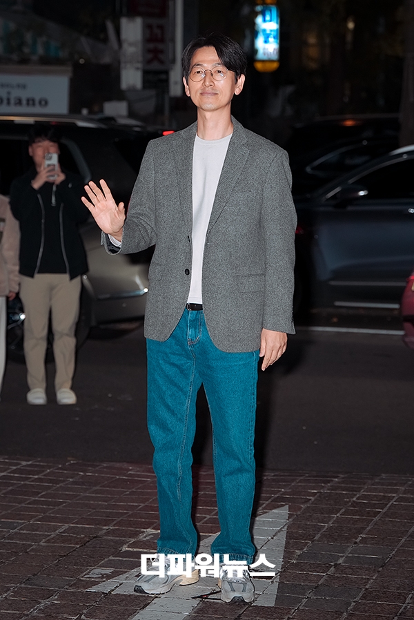 김송일, 드라마 '태풍상사' 촬영 종료 쫑파티