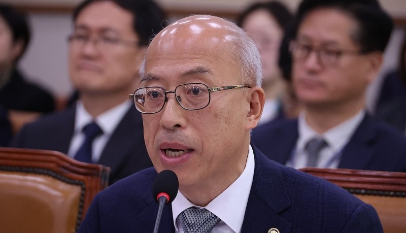 답변하는 조원철 법제처장(사진=연합뉴스)