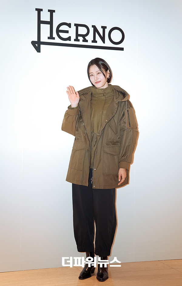 이현이, 포토월 행사