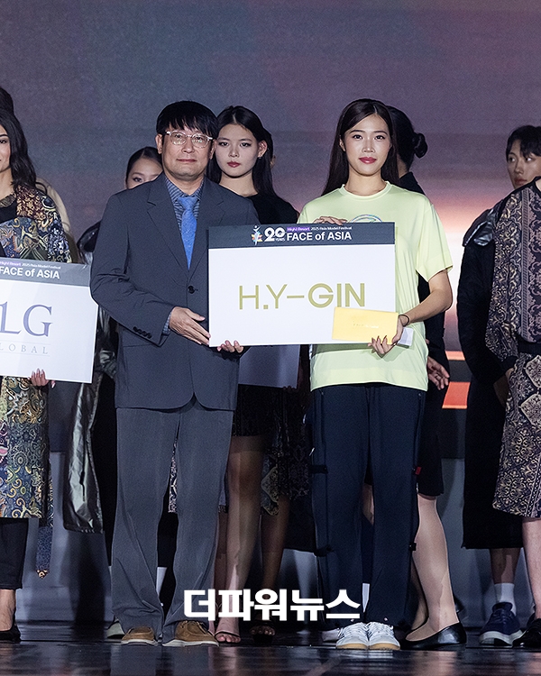 장용국, Tsao Wen Chi