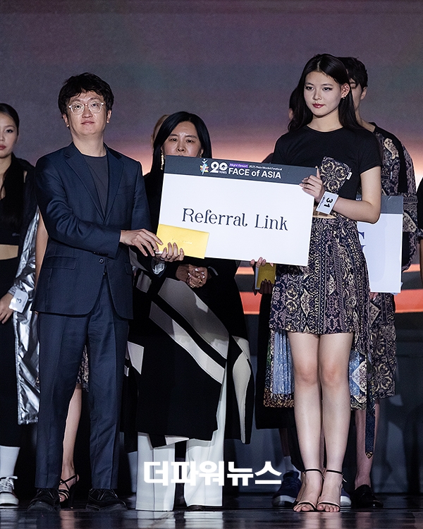 유민호, ZHANG YIBING