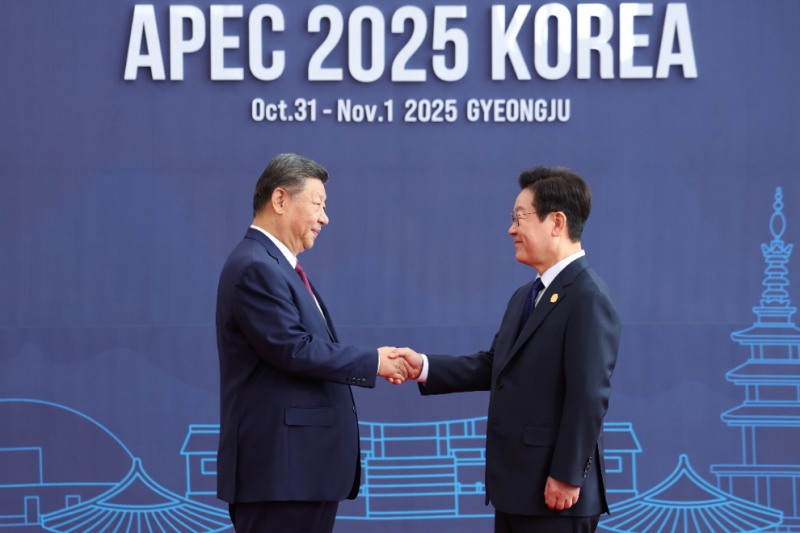 APEC 이재명 대통령, 시진핑 중국 국가주석 영접(사진=연합뉴스)