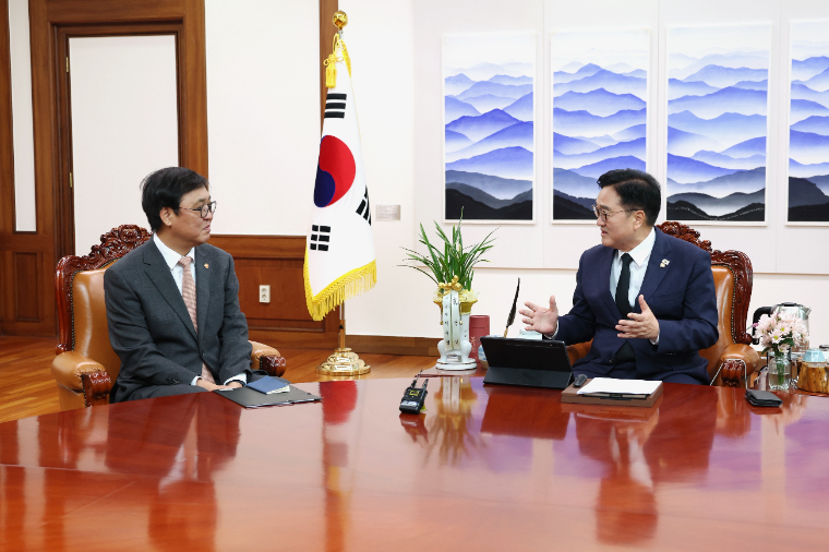 우원식 (오른쪽) 국회의장 (사진=공보수석실)