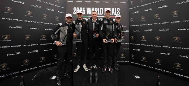 람보르기니 슈퍼 트로페오 2025 월드 파이널 프로(PRO) 클래스 포디엄.(사진=한국타이어)