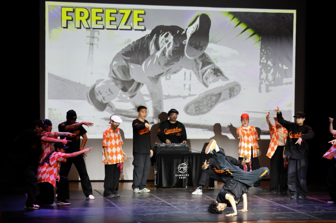 해설이 있는 스트리트댄스 ‘카르페디엠’공연 사진 / 인천시청