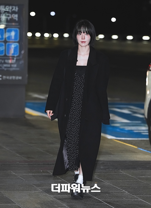 르세라핌 사쿠라, 김포국제공항 출국