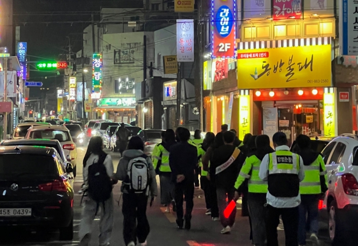 장흥군, 수능 직후 청소년 유해환경 합동점검