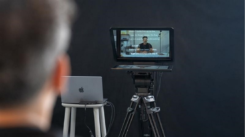 엘가토, 15.6인치 대형 스튜디오용 텔레프롬프터 출시