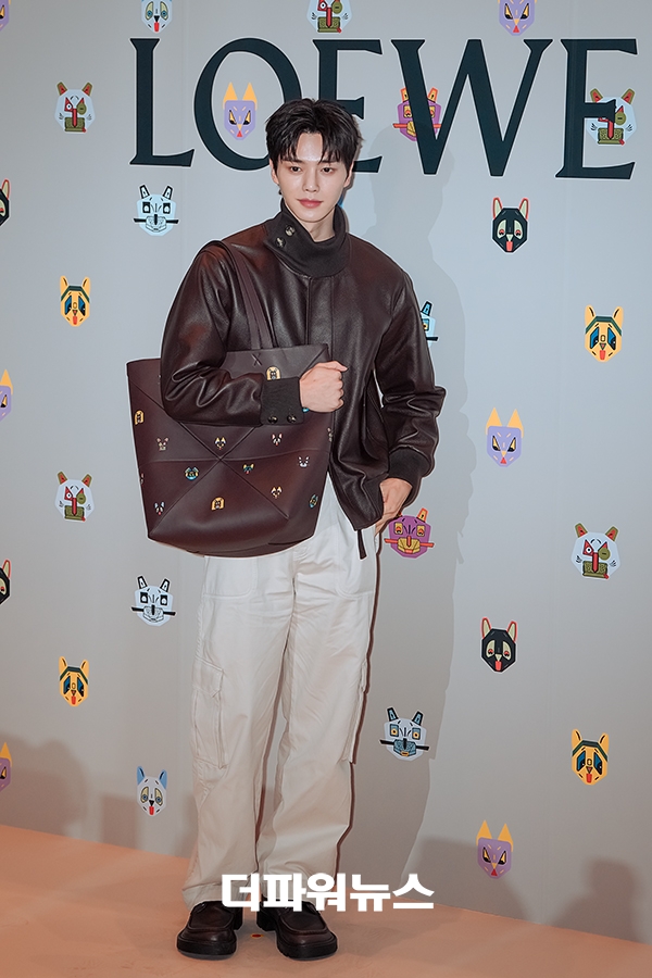 송강, 포토월 행사