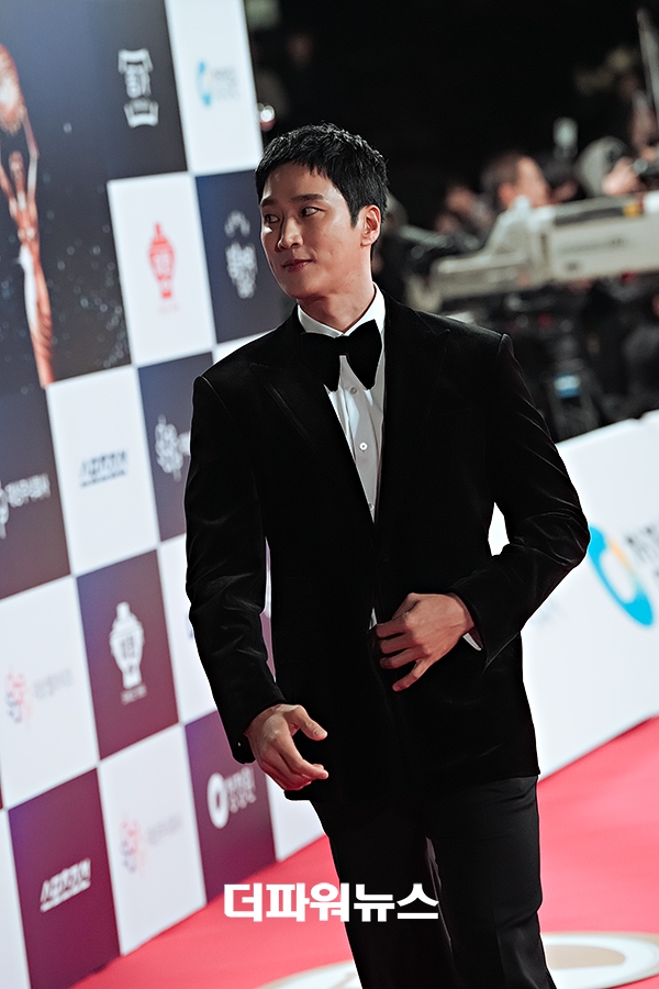 안보현, 46회 청룡영화상 레드카펫 행사