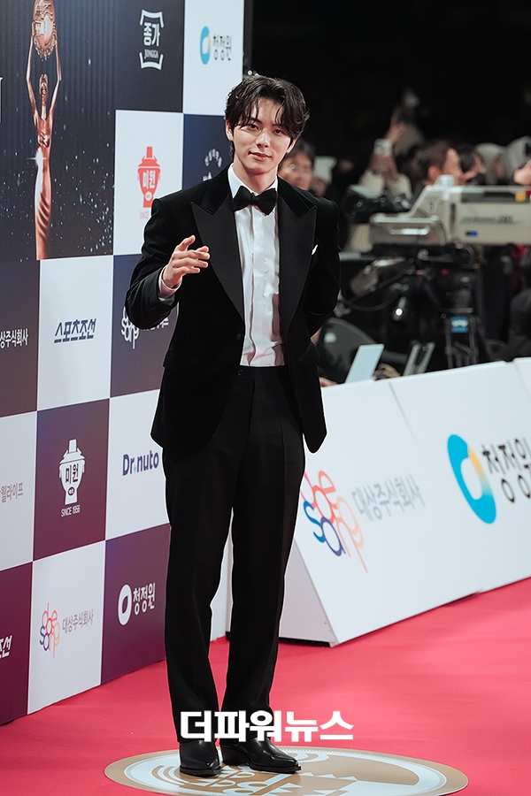 이채민, 46회 청룡영화상 레드카펫 행사