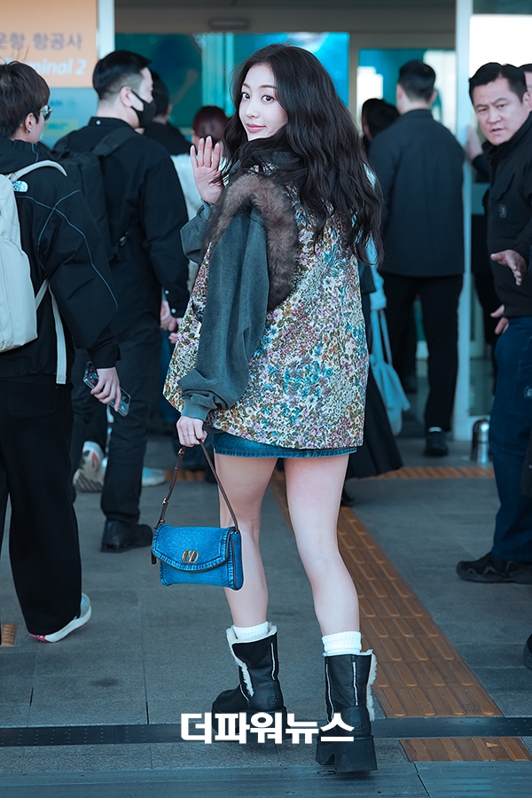 트와이스 지효, 인천국제공항 출국